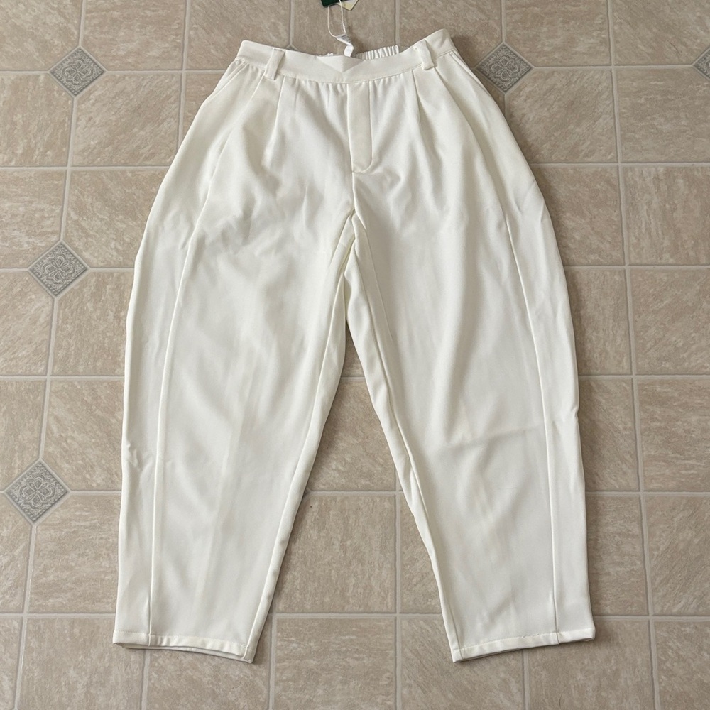 Halara Tapered Dress Pants NWOT - Picture 2 of 3